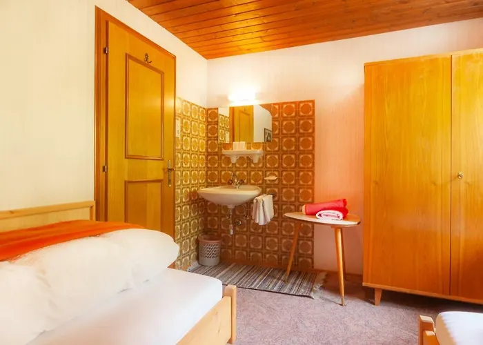 Haus Waldheim アパート